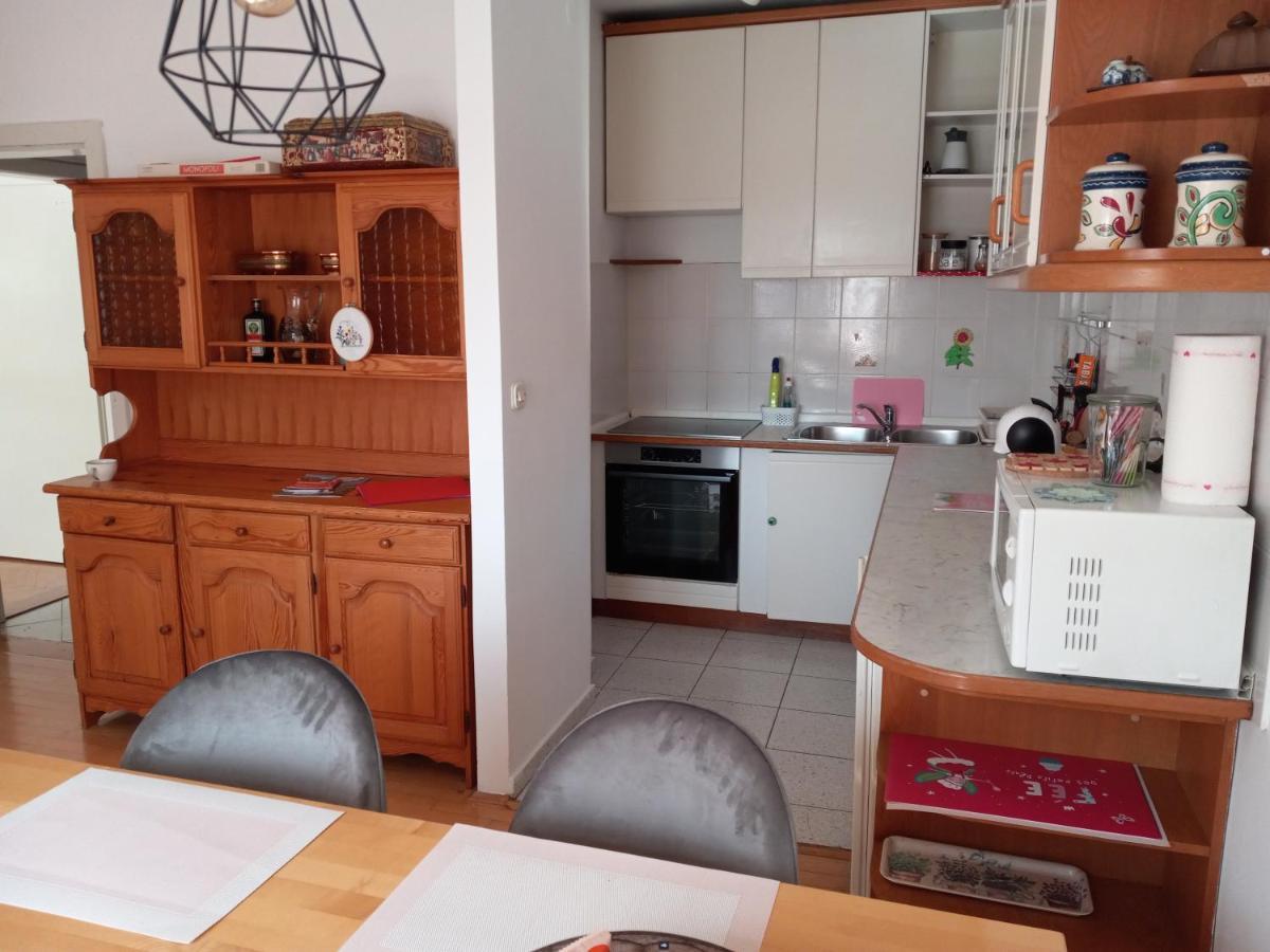 Lovely 2-Bedroom Appartment With Free Parking Dobrova Luaran gambar